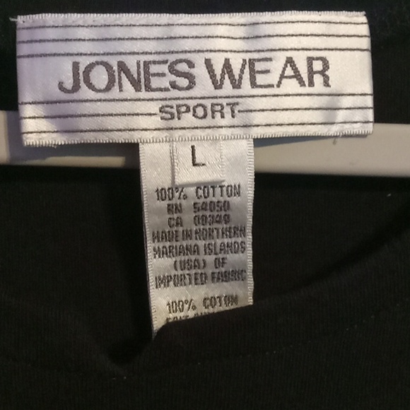 Jones Wear Black Maxi Dress with Striking Red and White Stripes - Picture 4 of 6